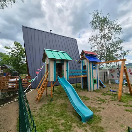 Drevenica Pod Vrbami S Farmou A Zvieratami Horská chata Slovenská Ves