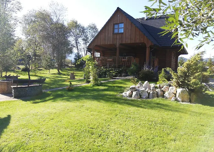 Drevenica Pod Vrbami S Farmou A Zvieratami *